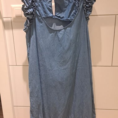 Mango Denim Kleid mit weisser Spitze