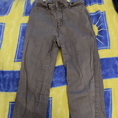 Frauenjeans in Größe 34