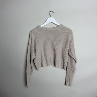 Beige cropped knit sweater