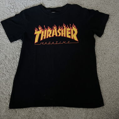 T-shirt thrasher