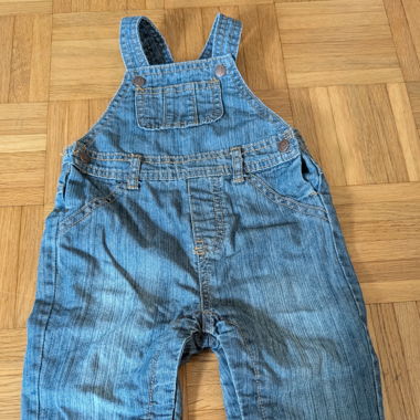 Latzhose 