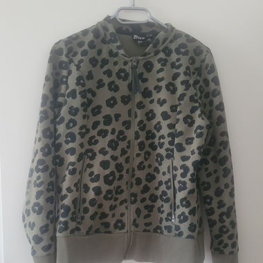 Bomber kaki con fantasia leopardata nera di Five