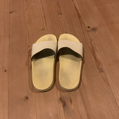 Mules jaunes