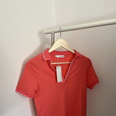 New t-shirt/Polo Mango