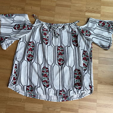Airy blouse