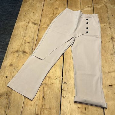 Beige Hose