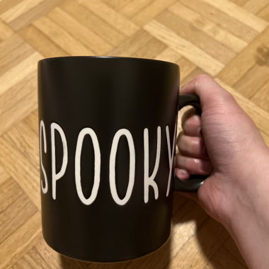 Spooky Tasse schwarz