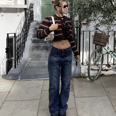Wide leg jeans with pockets