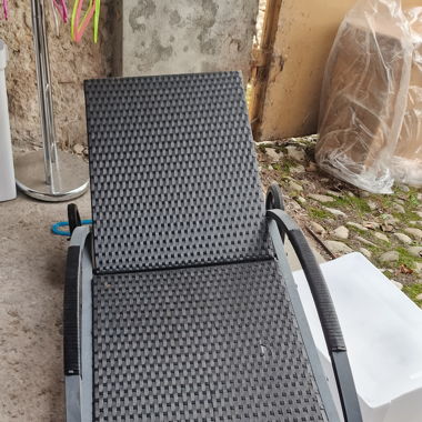 Chaise de jardin en resine