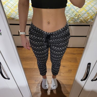 2 fabric trousers with print