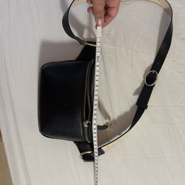 Schwarze Taschen / Gürteltaschen zum kleinen Preis