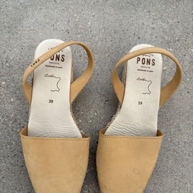 PONS Leather Sandals Size 39