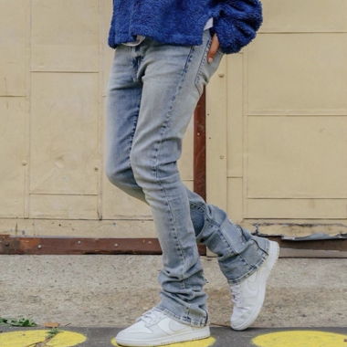 Nouveaux jeans évasés taille 36