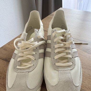 Adidas Sneaker