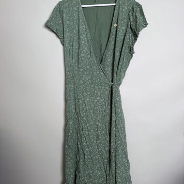 Green floral wrap dress