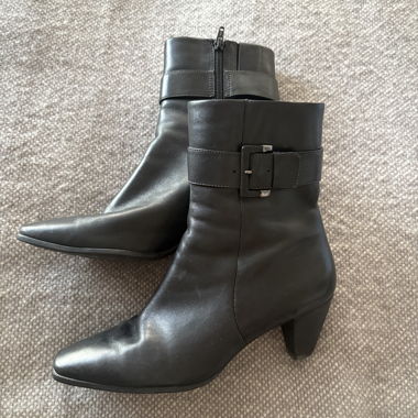 Bottines ECCO en cuir noir taille 39