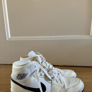 Nike Jordan weiss/off white 39