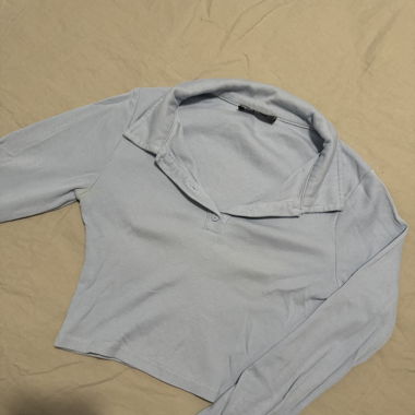 Pull crop top