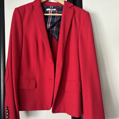 Roter Blazer