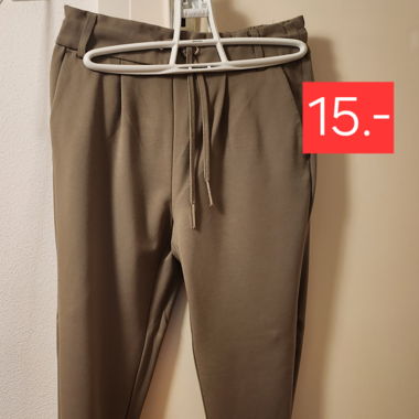 Pantalon style jogging Kaki