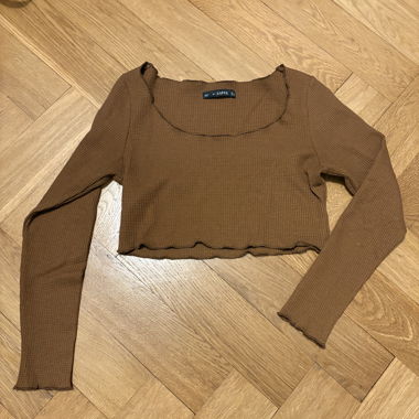 Langärmliges Croptop 