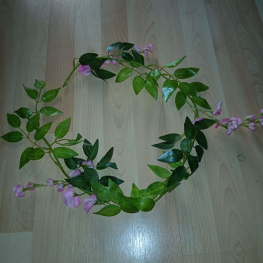 Couronne de fleurs artificielles