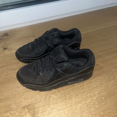 Black Air Max 90