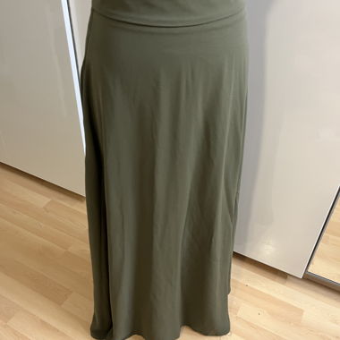 Olivgruner Maxi-Rock
