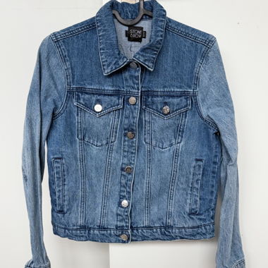 Cropped Jeansjacke Stone Row mit Backprint
