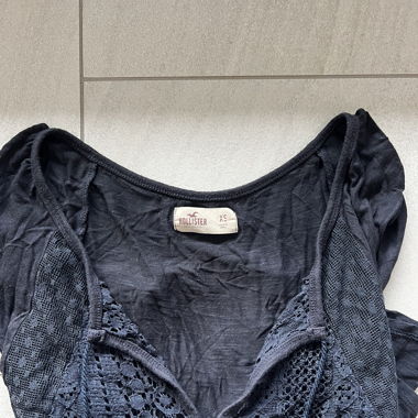 Langärmliges Shirt Hollister