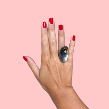 Oval ring
