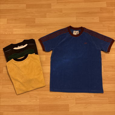 Adidas shirts 5-piece set, size L