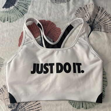 Top sportivo Nike Just Do It