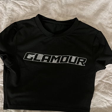 Schwarzes Top