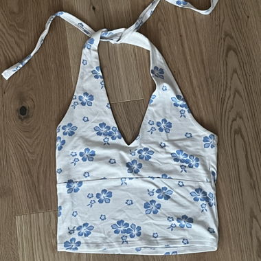 Top Hollister