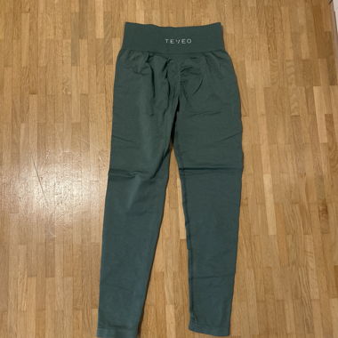 TEVEO Timeless Scrunch Leggings "Verde scuro"