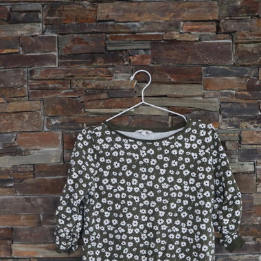 T-Shirt geblumt