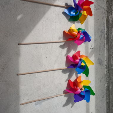 Wind spinners