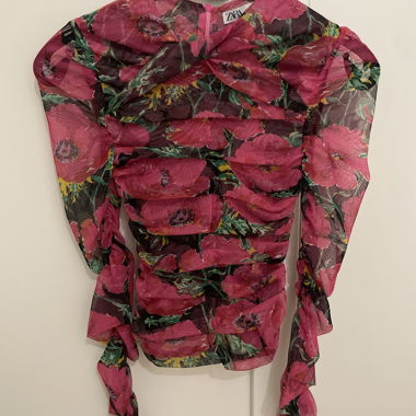 ZARA floral top with long sleeves