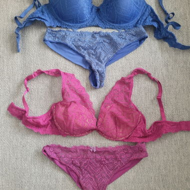 Set 2x reggiseno e perizoma in pizzo Intimissimi blu rosa