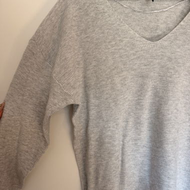 Pull col V gris