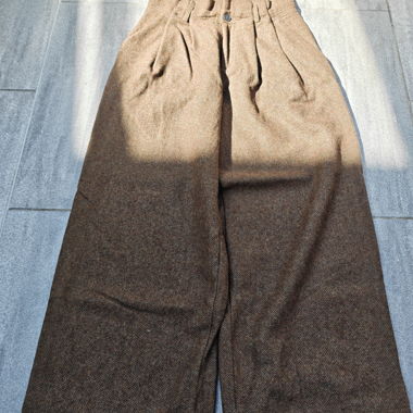 Pantalon en laine brun avec doublure, marque japonaise