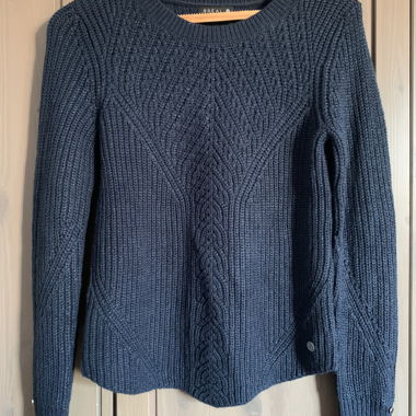 Pull tricoté en coton marine