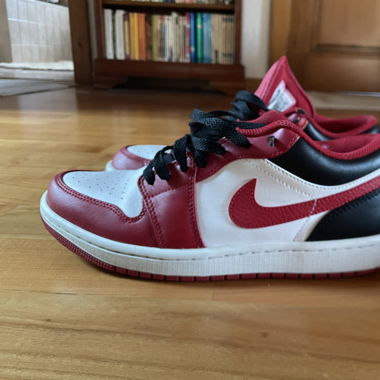 Jordan 1 Low 