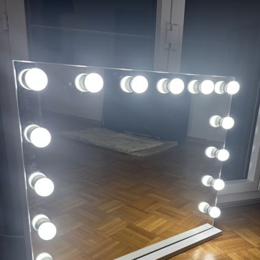 Miroir cosmétique LED