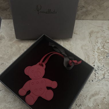 Pomellato teddy charm