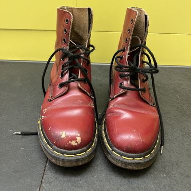 Dr. Martens weinrot