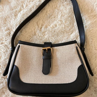 Handtasche