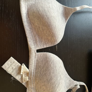 Reggiseno grigio imbottito
