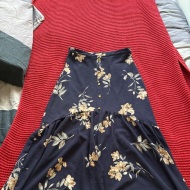 Portafolio long flowery navy skirt 
